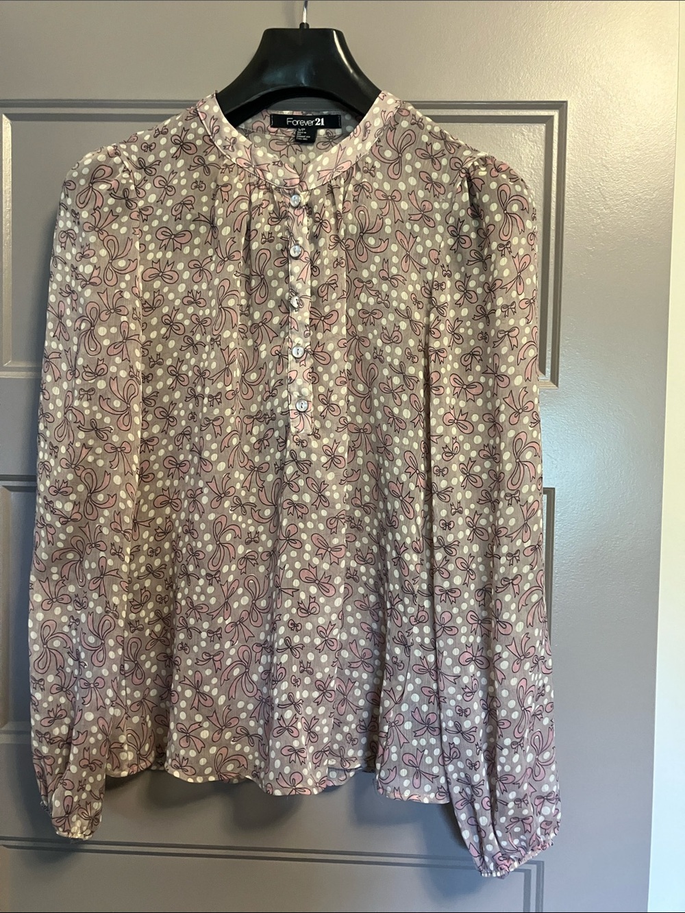 Forever 21 Pink Floral Button-Front Blouse